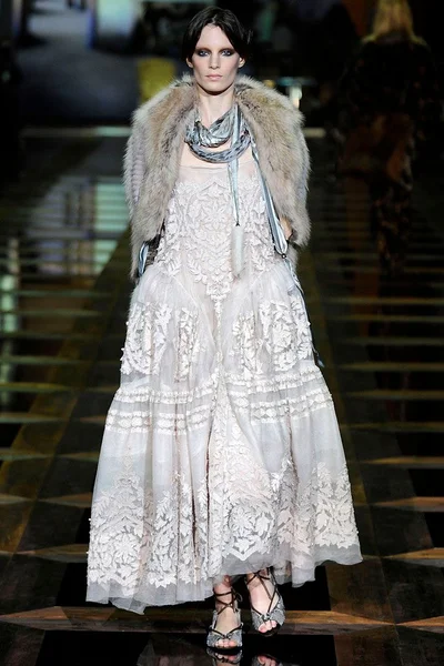 Look 38
